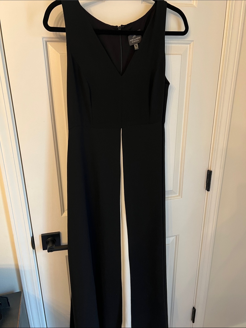 Adrianna Papell Black V-Neck with White Wide-Leg Jumpsuit with Front Slit-10